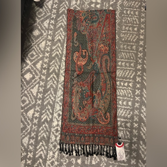 NWT Sacred Threads Multicolor Paisley Scarf 100% viscose made in India (R127) - Picture 2 of 3